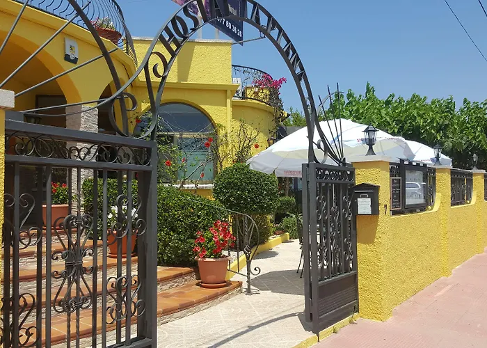 La Nova Tenalla - Adults Only