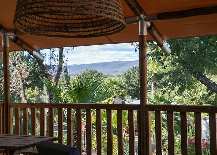 Hotel pres du College: Camping Site de Gorge Vent