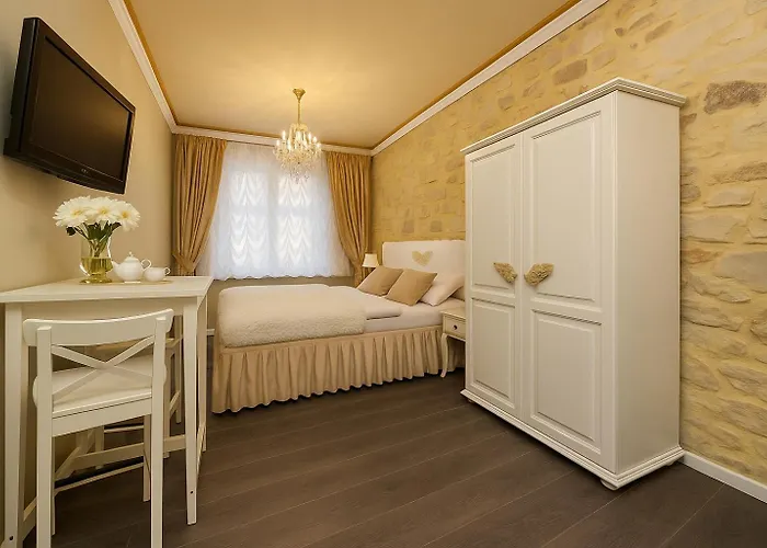 Boutique hotel only: Cathedral Prague Apartments