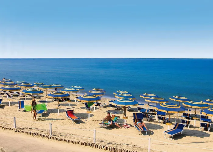 Happy Camp mobile homes in Villaggio Camping Baia Domizia