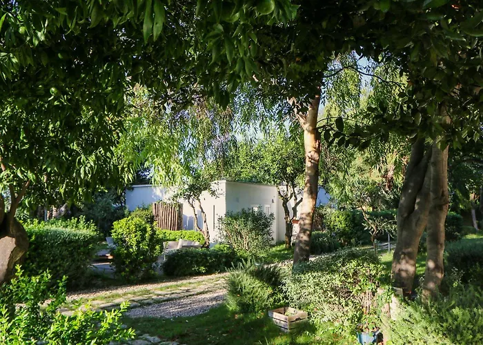 Procida Camp&Resort - La Caravella
