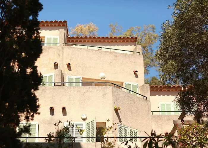 Residence Hoteliere Le Provencal A Giens - Bord De Mer