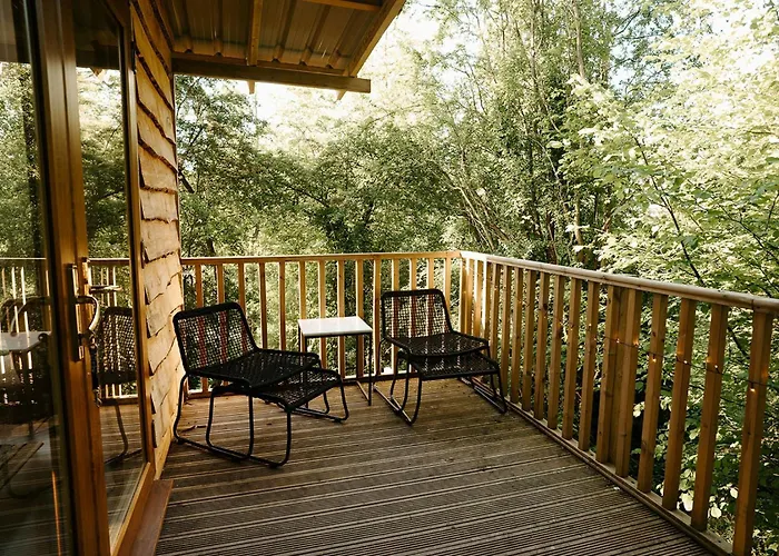 Stay Wild Retreats 'Glamping Pods And Tents'