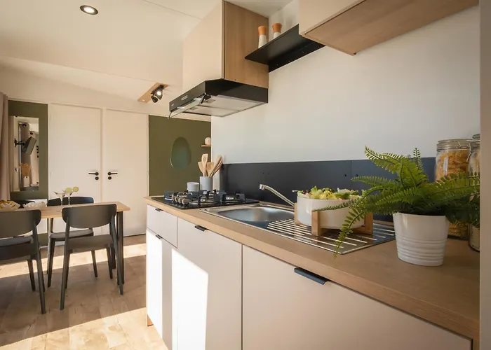 Camping & Bungalows Platja Brava