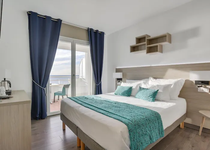 Hôtel de plage: Les Palmiers
