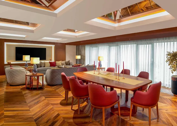 Hotel mit Pool: Moevenpick Hotel Istanbul Asia Airport