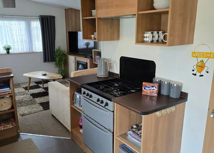 B17 Sunnymede Caravan Park, Fantasy Island, Ingoldmells