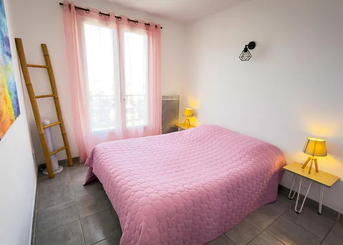 Jolie Maisonnette A Proximite De Toutes Commodites