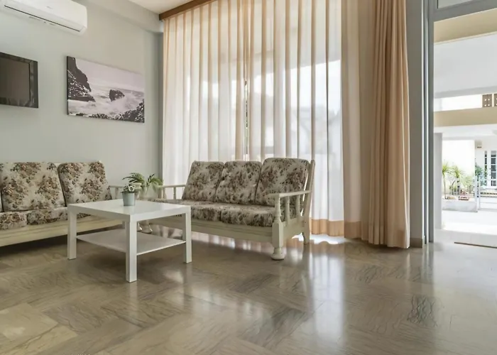 Hotel Levante A Pochi Passi Dal Mare