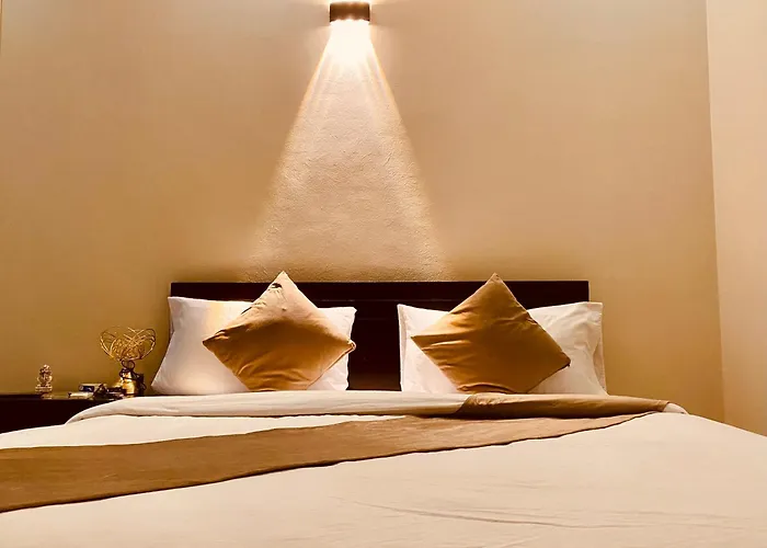 Hotel: Tut Pyramids View