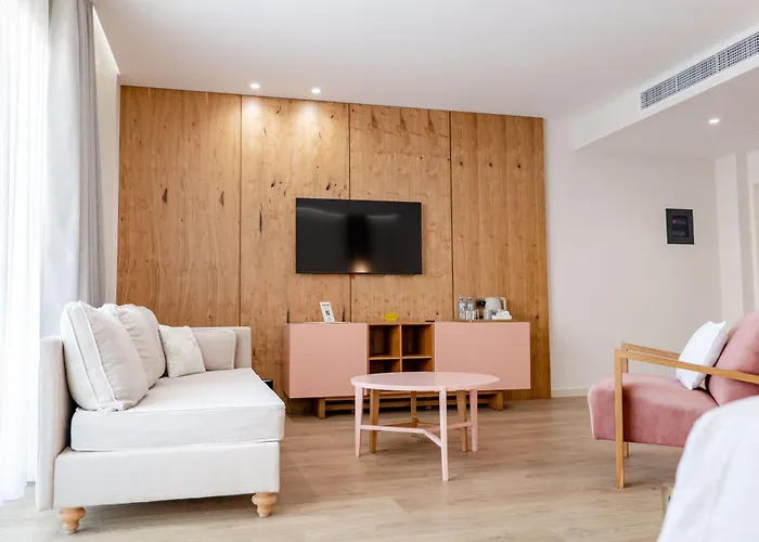 Glow Boutique Hotel & Suites