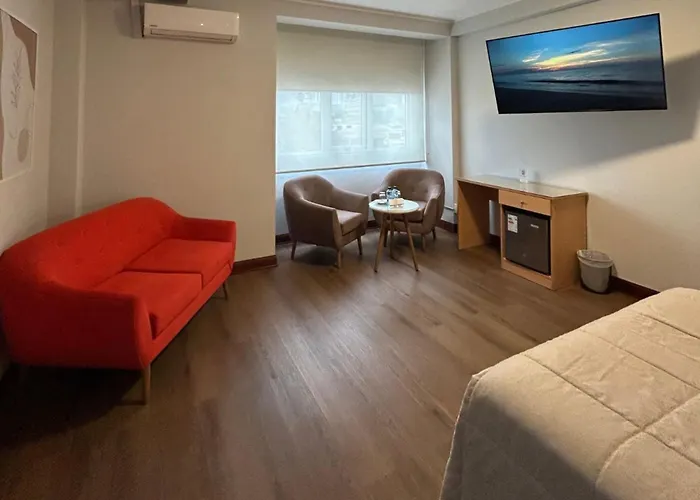 HOTEL Javier Prado Inn