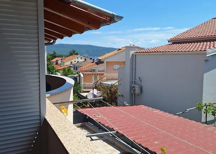 Holiday House Snjezana