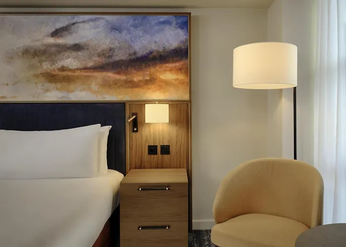 Doubletree By Hilton Lincoln