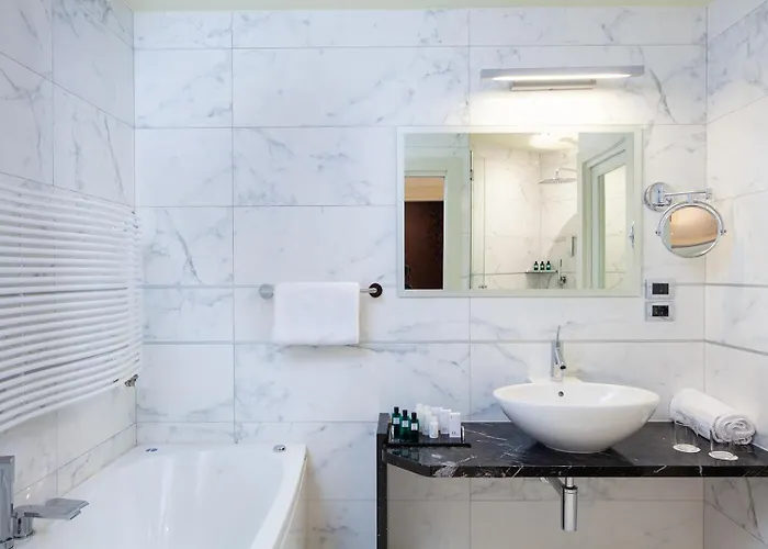 Hotel Kristal Palace - Tonelli Hotels - Adult Friendly