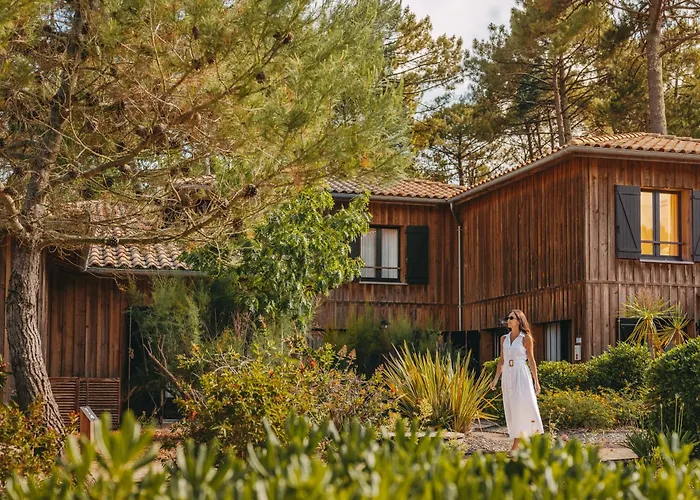 Domaine Du Ferret Restaurant & Spa