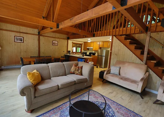 Chalet At Rainier Lodge