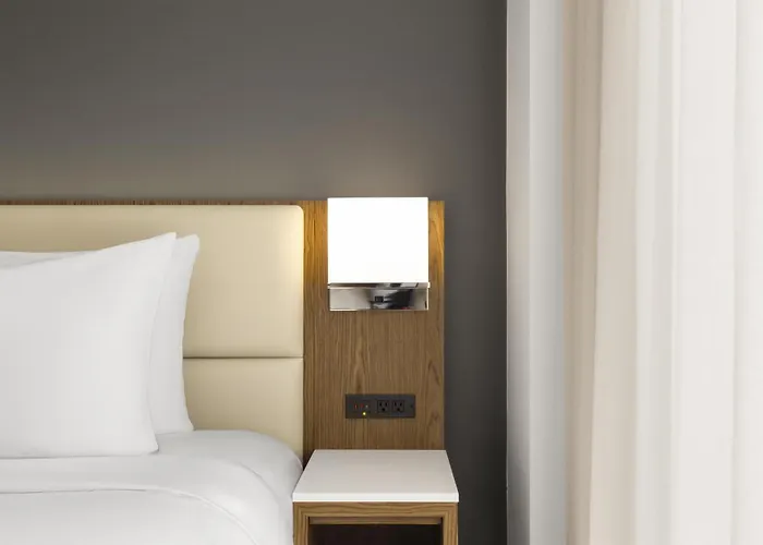 Best Western Premier Empire State Hotel