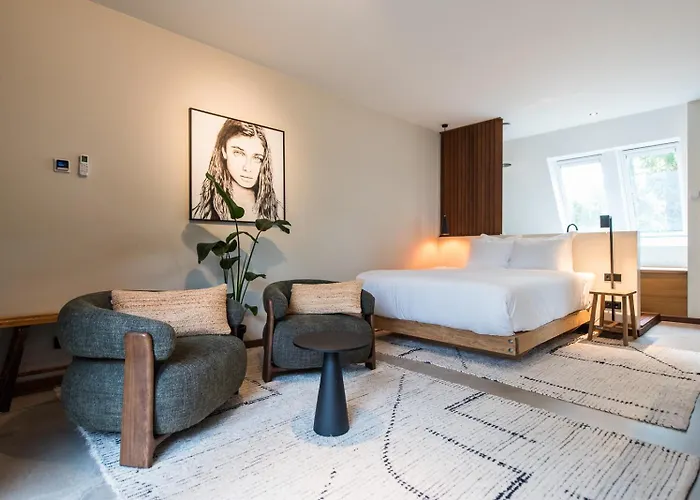 Van Heeckeren City Centre Jacuzzi Lofts