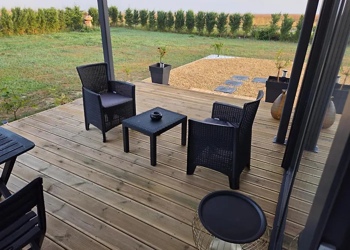 La Roseraie - Tiny House- Sacha - terrain particulier et non camping