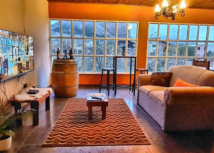 Hotel Lago Del Desierto