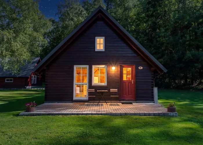 Chalets & Apartments - Base Camp Medvedin