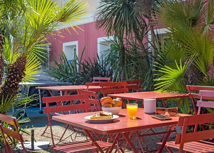 Ibis Budget Fréjus Capitou A8