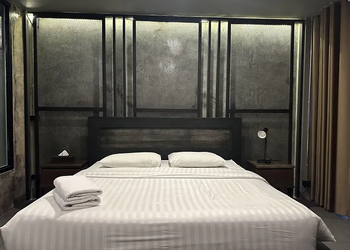 Premier Hostel Chiang Mai