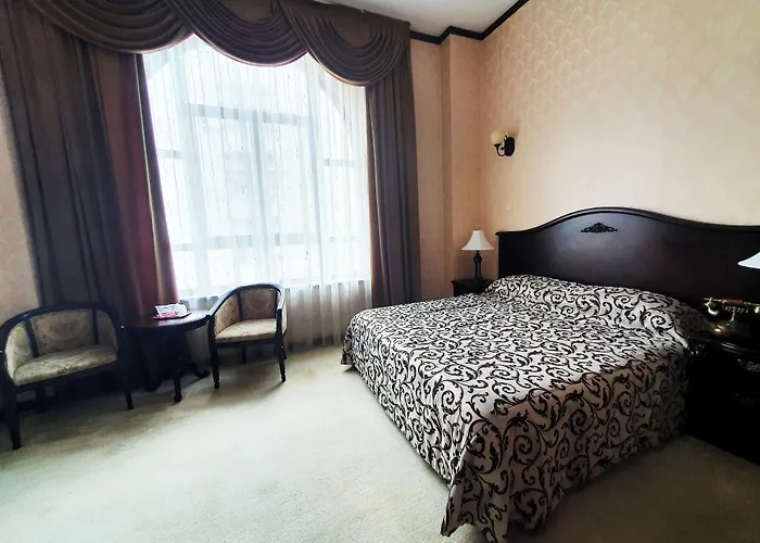 Hotel Carol