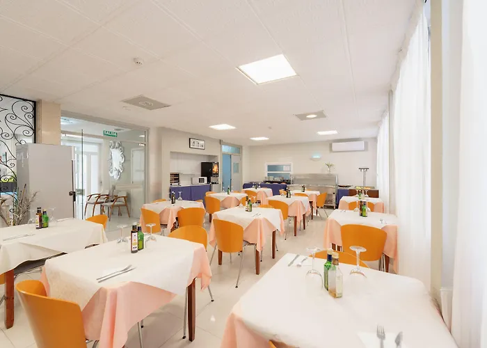 Santa Faz Trg (Adults Only)