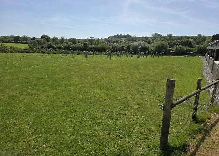 Knapp Farm Glamping Lodge 2