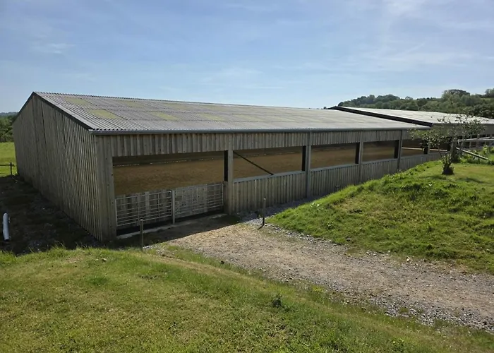Knapp Farm Glamping Lodge 2
