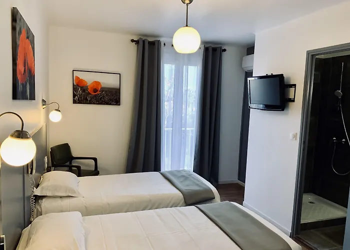 Hotel Les Arbousiers