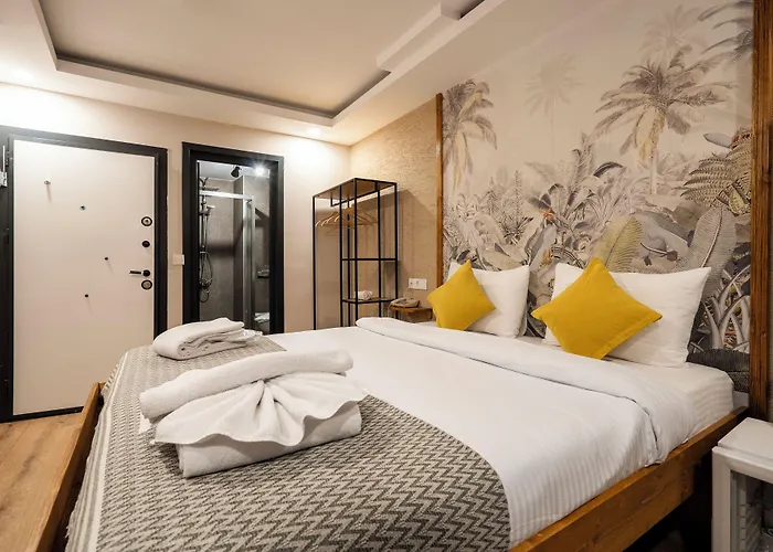 Sayeban Gold Hotel