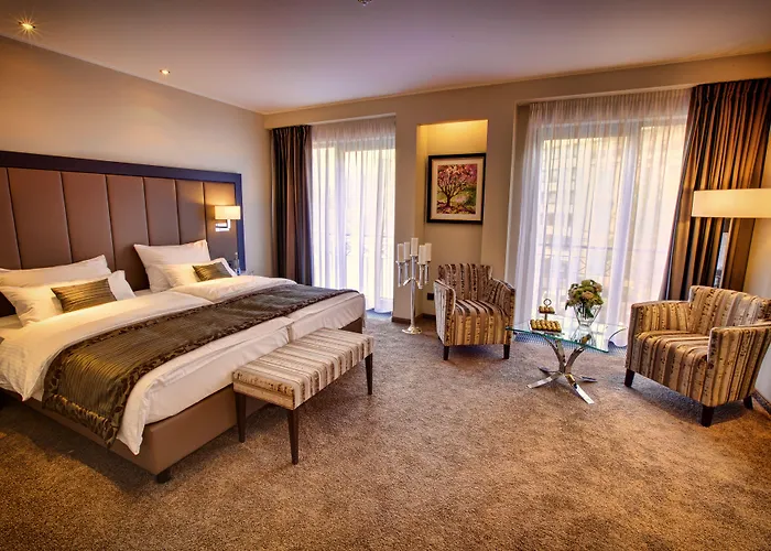 Hotel Favor
