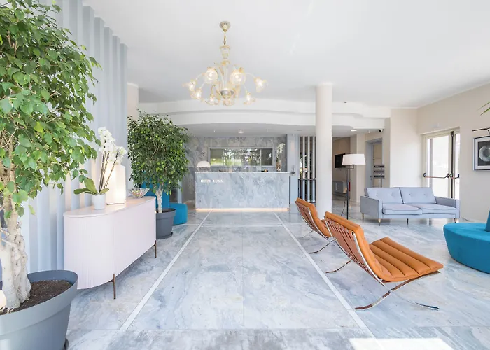 Hotel Luna