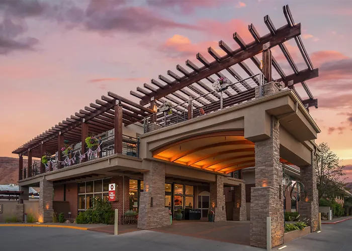 Best Western Plus Canyonlands Inn