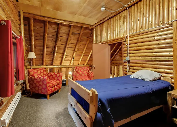 Log Cabin At Rainier Lodge
