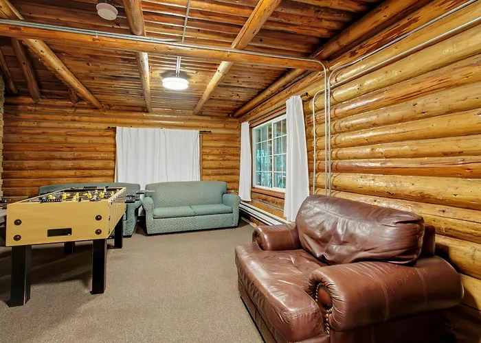 Log Cabin At Rainier Lodge