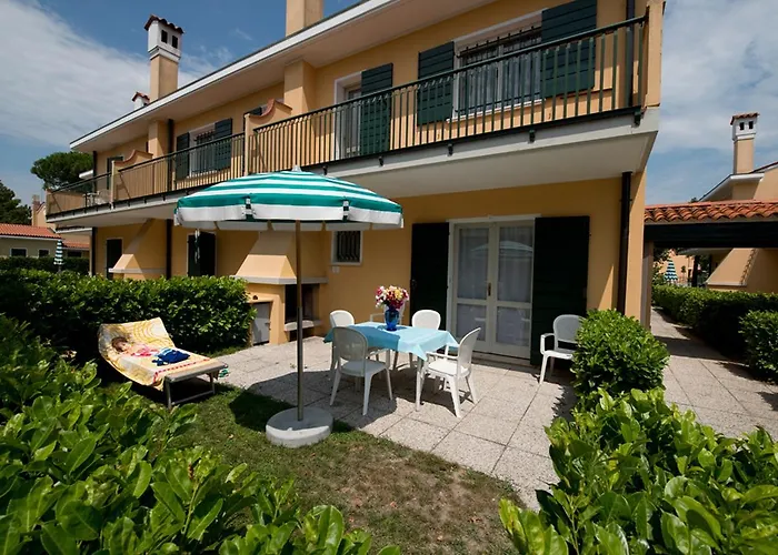 Villa mit Pool: Villaggio Michelangelo