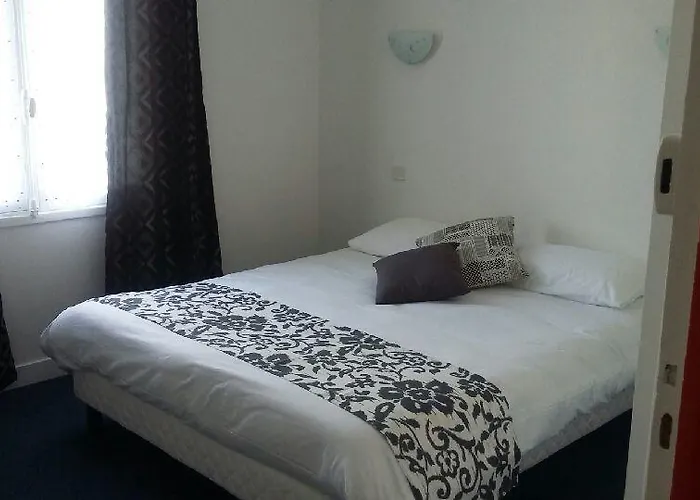 Hôtel accueillant les animaux: Hotel Bistrot De La Place