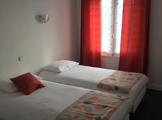 Hôtel accueillant les animaux: Hotel Bistrot De La Place