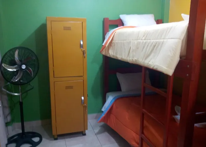 Sunset Hostel Airport