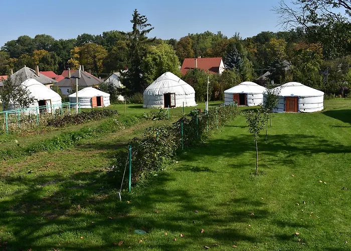 Bakonyi Camping