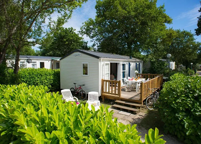 Hôtel de plage: Camping Officiel Siblu Les Charmettes